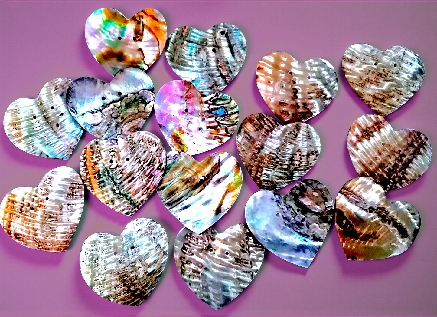 #2302 Green Abalone Seashell Heart-shaped Buttons 1 3/8"