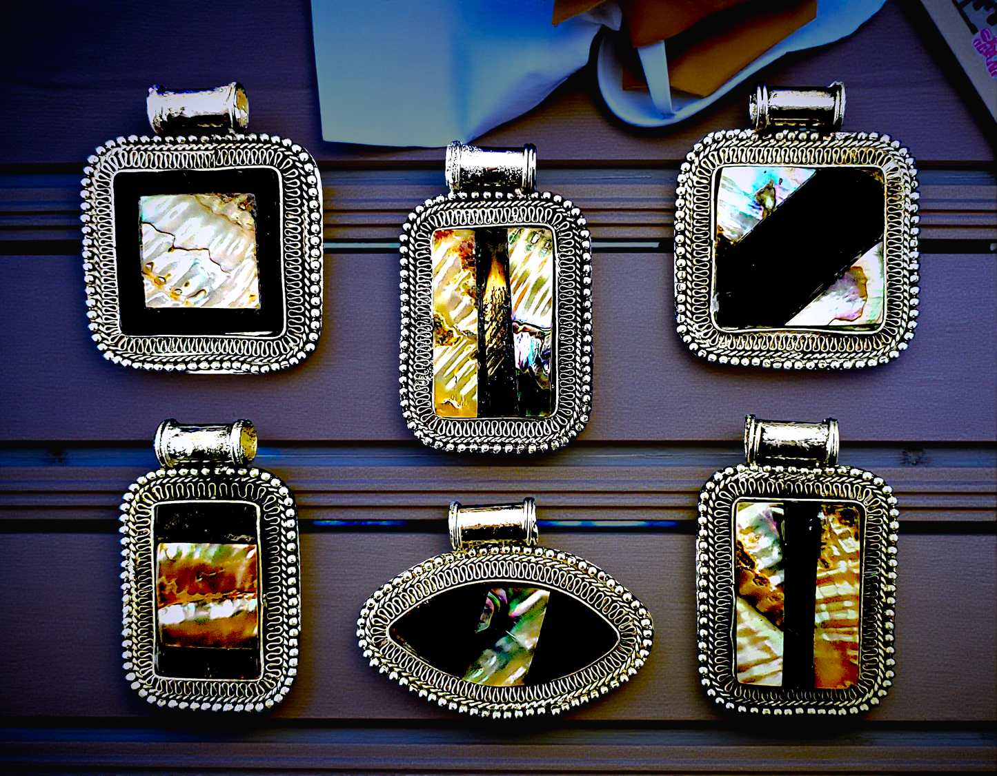 #3035 (Assorted Abalone Pendants with Silver Casting 1.75-2")