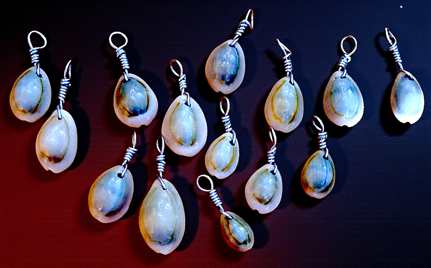 #9123 (Wire-Wrapped Ringtop Cowrie Pendant) (1/2 - 3/4")