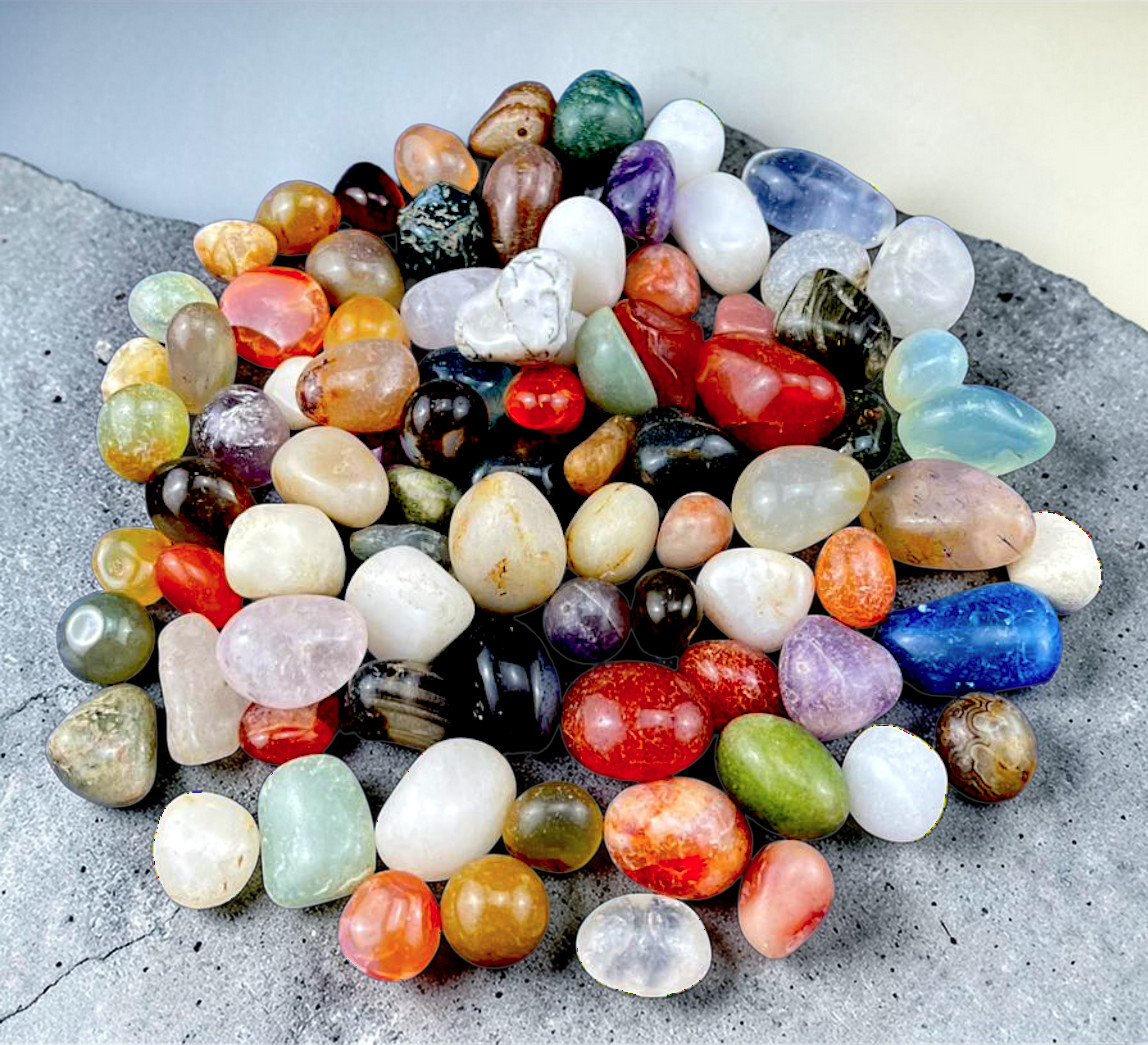 BD-17 Tumble Polished Colorful Stone