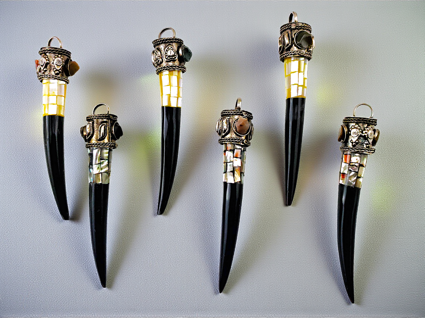 P-211 Assorted Shell Inlaid on Buffalo Horn Tooth-shaped Pendants
