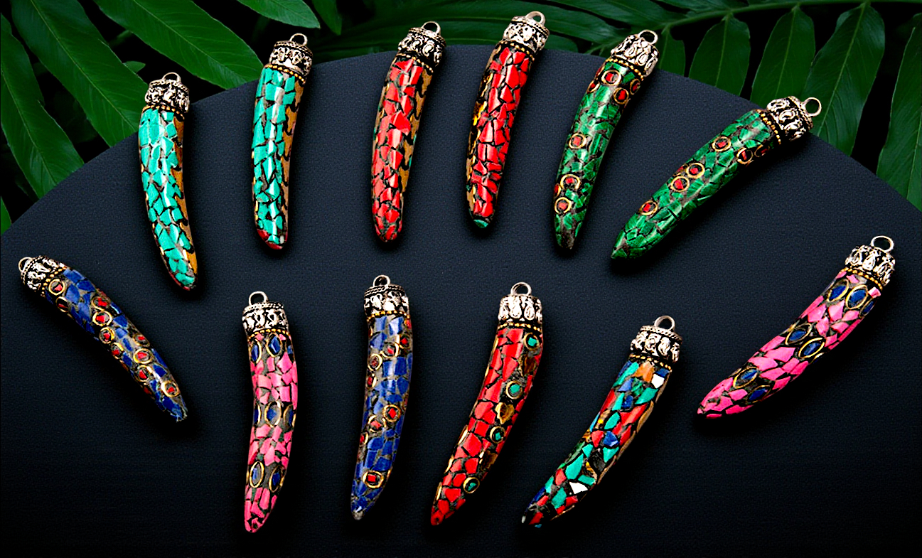 P-214 Ethnic-inspired Tooth-like Pendants