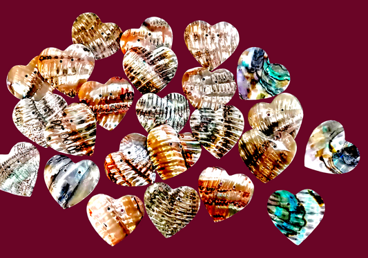 #2300 Green Abalone Seashell Heart-shaped Buttons 1"