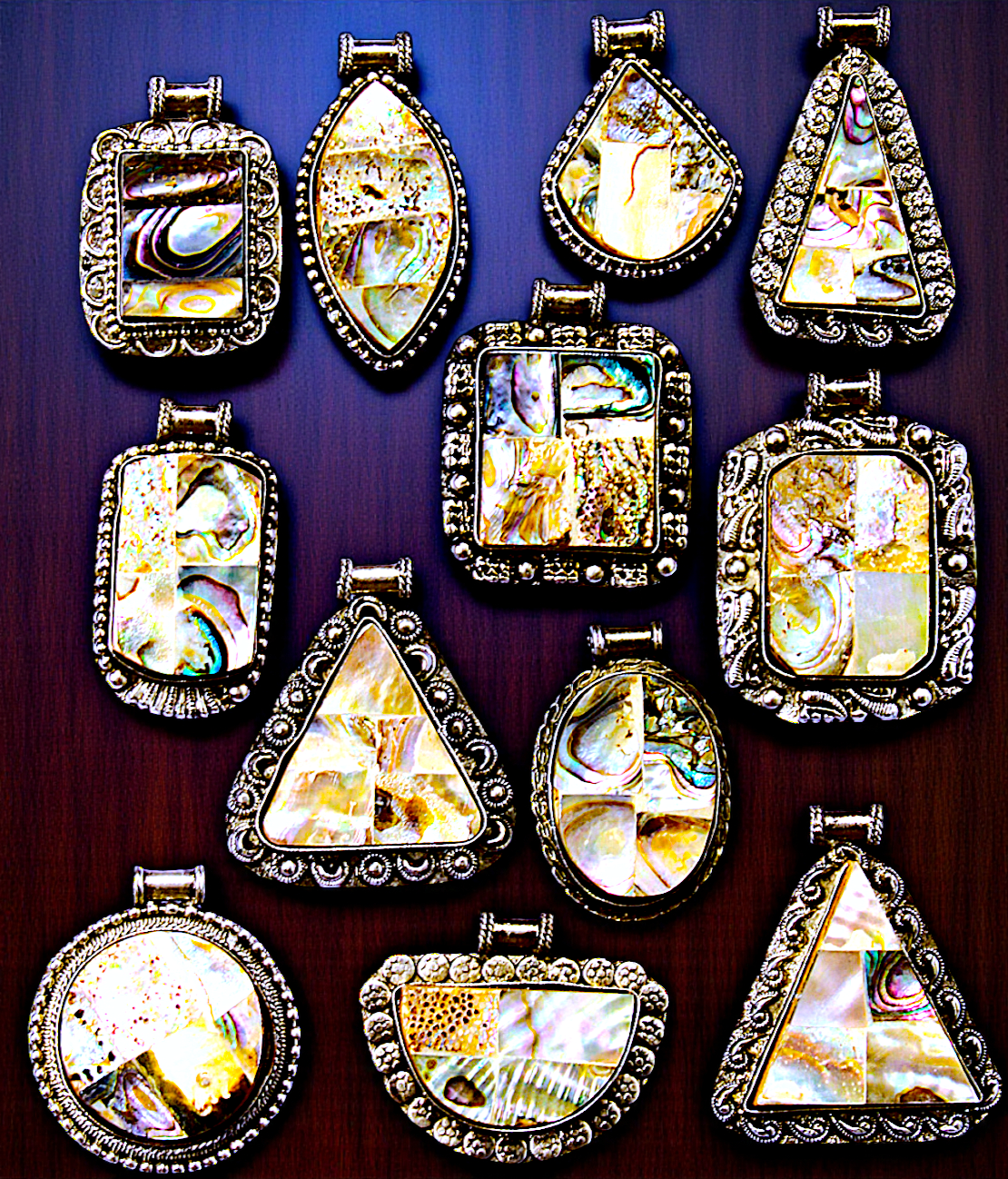 #3033 (Assorted Abalone Pendants with Silver Casting 1.5-2.5")