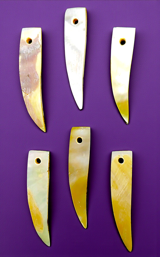#3370 Mother of Pearl Pendants