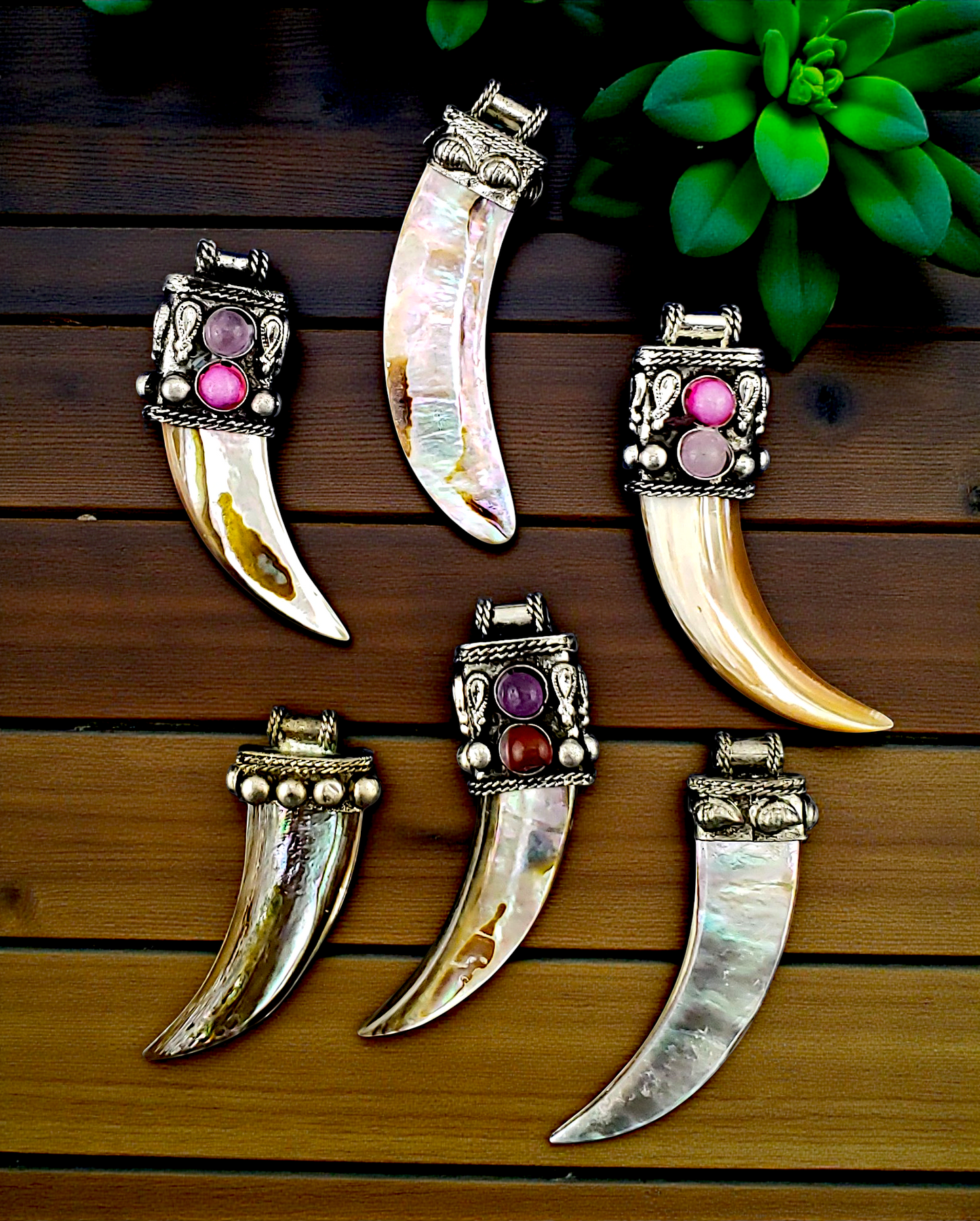 #3432 Abalone Fang-shaped Pendants