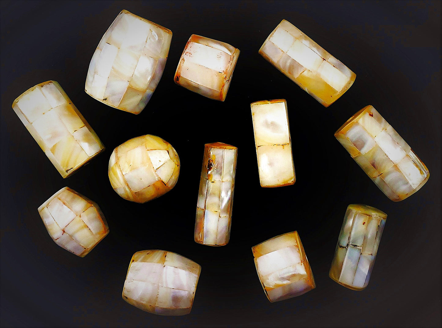 #483 Mother of Pearl Inlaid Beads 1 1/2" - 2"