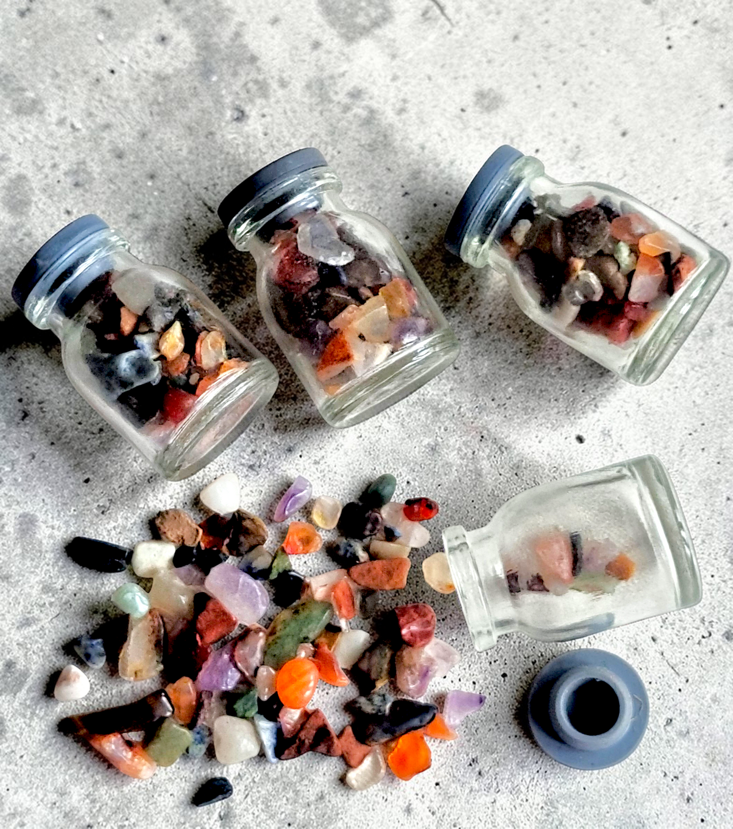 F-1142 Assorted 10 grams Loose Stones in 10ml bottles