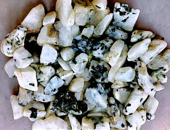 F-1251 Rainbow White Natural Stone Nuggets