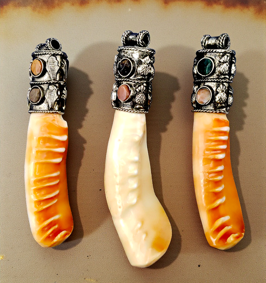 T-2602 Cameo Shell Pendants