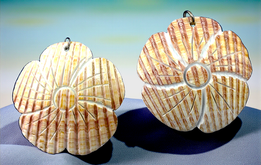 T-336 Carved Cardium Shell Pendants