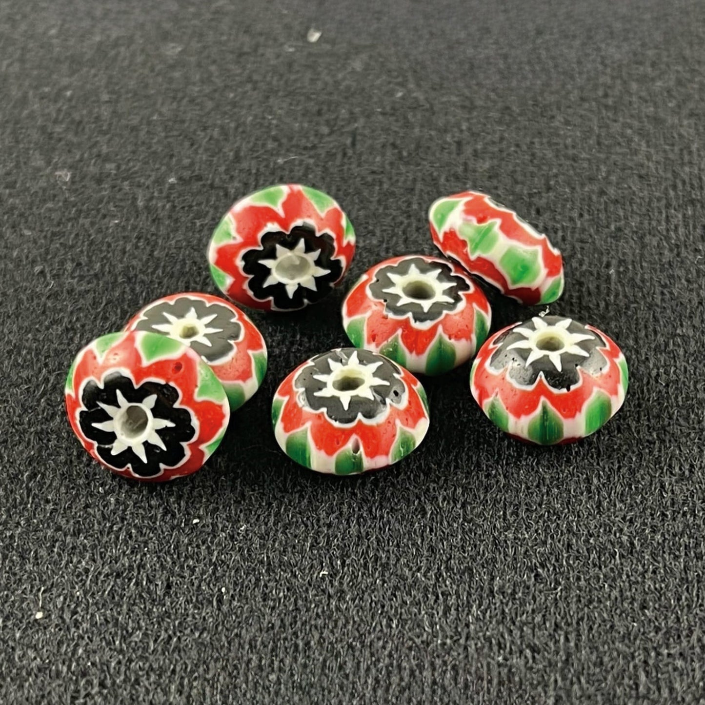 A-71 (Chevron Glass Beads 7X15mm)